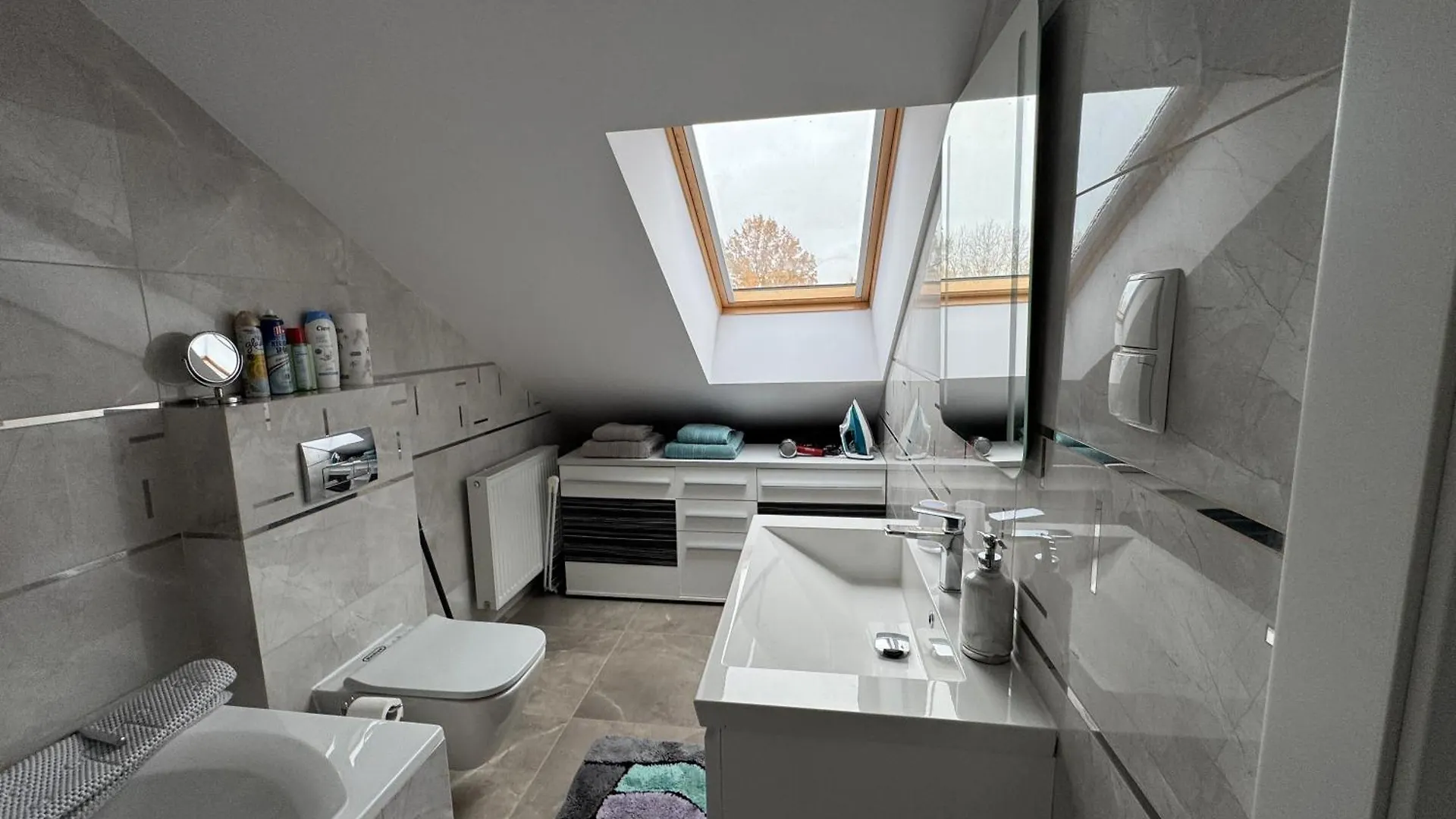 Apartment Zimmer Mit Kueche Und Bad In Danzig Polen